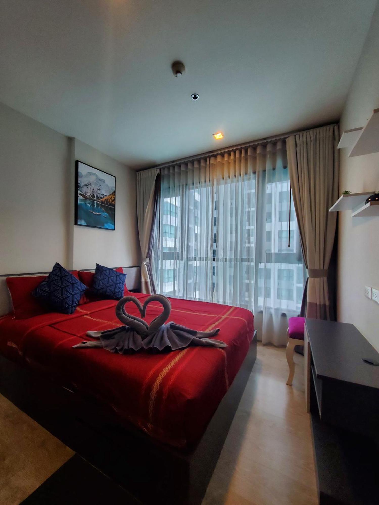 The Base Apartments At Central Паттайя Экстерьер фото